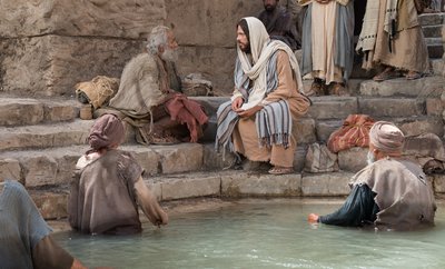 Jesus heals paralysed man