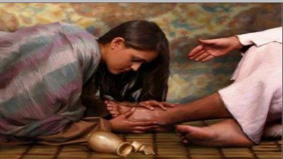 Mary-washes-Jesus-Feet-680x383-1344395541